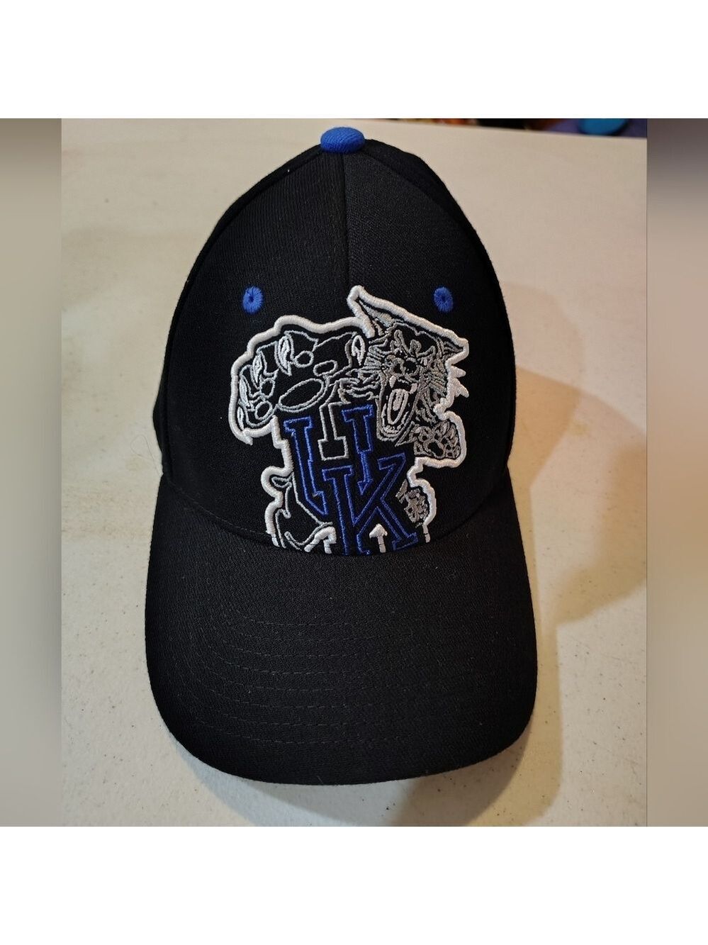 NCAA University Kentucky Wildcats - Zephyr - Z Fit Hat